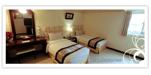 Athens Hotel Taichung Bagian luar foto